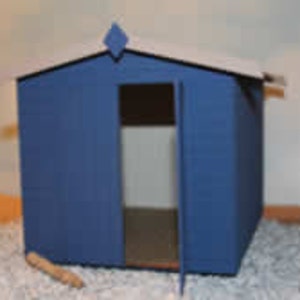 1:48 Hordle Cliff Beach Hut Kit designed for Collectors.