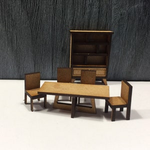 1:48 Modern Dining Set of Kits to make yourself.