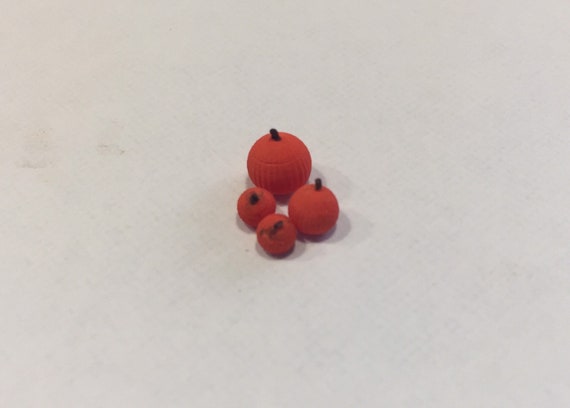 カボチャとトマトの置物 Amazon.co.jp: JSBWSFA 1個 ガラス 野菜 装飾 ガラス カボチャ