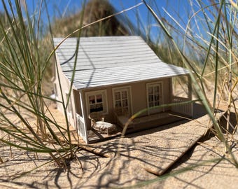 New, 1:48 Pink Cottage Dream Kit for Collectors to complete. A 25th Anniversary Kit.