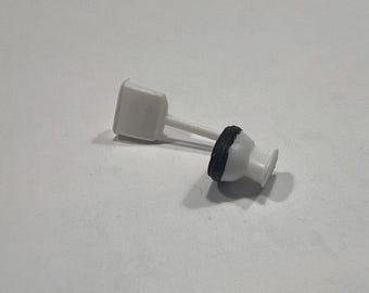New, 1:48 High Cistern Toilet. Completed item for Collectors.