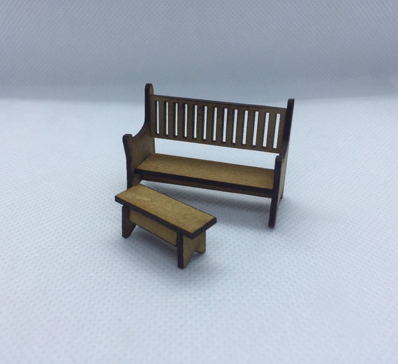 1:48 Lobby Bench and Table Kit to Make Your Canada
