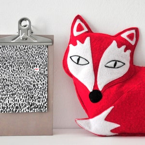 Postkarte schwarz weiß, Fuchs im Wald, Fuchs Zeichnung, Grußkarte, Grafik schwarz weiß, Geburtstagskarte, Art. PKA-030