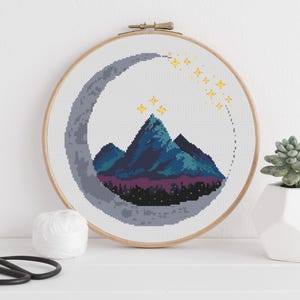 Booktok, Fantasy Cross Stitch, ACOTAR Cross Stitch, Feminist Embroidery, Gothic Cross Stitch, Celestial Stitch