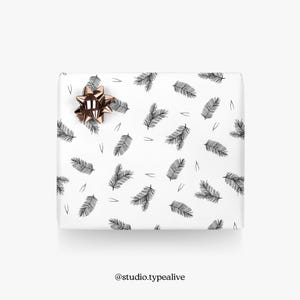 Geschenkpapier / ZWEIGE NO. 1 / Winterliche Geschenkbögen mit Zweige, für Weihnachten, im Advent – exklusive Geschenkverpackung
