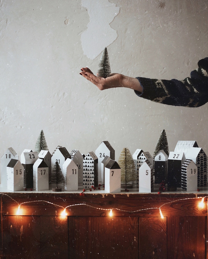 Advent calendar / HYGGEDORF / DIY houses made of paper to fold Advent calendar to fill children simple, black and white Christmas decorations image 6