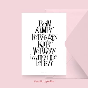 Postkarte / HERZ GEGEN KOPF / Witzige und schöne Grußkarte mit Spruch – Humorvolle Geschenkidee für Freunde und Familie, bei Liebeskummer