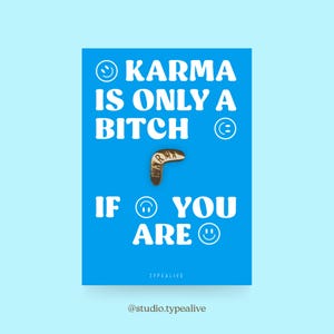 Distintivo / KARMA is Only / Spilla in ottone con boomerang con biglietto e scritta, come portafortuna, regalo di Natale o compleanno
