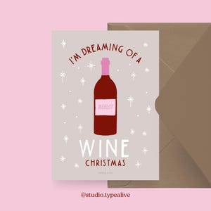 Weihnachtskarte / WINE CHRISTMAS / Lustige Postkarte mit Weinflasche und witzigem Spruch – Perfekt für Mama, Papa, Familie, Kollegen