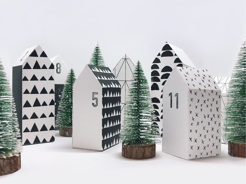 Adventskalender / HYGGEDORF / DIYHäuser aus Papier zum