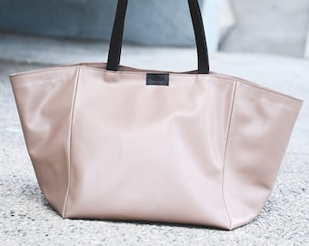 Extra large tote bag / Nude shoulder bag / Soft leather bag with lining