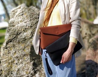 Envelope Clutch Purse | Dark Brown