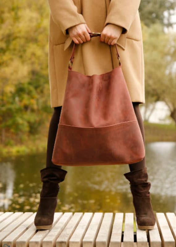 Genuine Leather Hobo Bag With Regulated Handle Mat Leather 