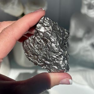 2.6” , 153g Campo del Cielo Meteorite - Argentina