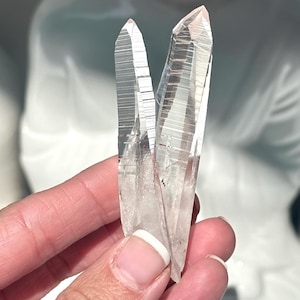2.9” Colombian Lemurian Quartz Points w/ Pastel Rainbow and Linear Ridges - Pena Blanca