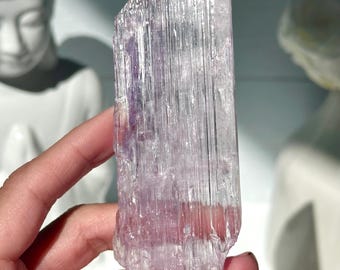 4.4”, 125g  RARE High Quality Purple Kunzite Bar - Pakistan