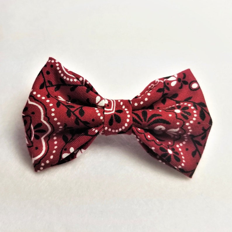 Red Dog Bow Tie Red Paisley Dog Bow Tie Red Paisley Bow Tie Boy Dog Bow Tie Red Paisley Cat Bow Tie Country Bow Tie Rustic Bow Tie