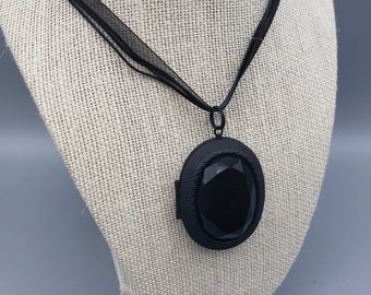 Macabre Accessories Halloween Earrings Bottle Cap Earrings Pumpkin Jewelry Black Crow