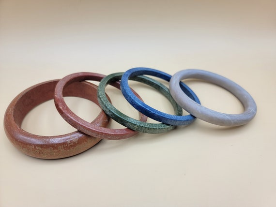 Set of Five Bangle Bracelets, Vintage Hard Lucite… - image 2