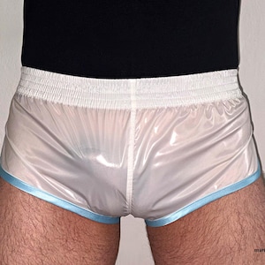 Short L extra court 2.0 Sprinter effet mouillé blanc brillant, pantalon brillant en polyamide, short de sport brillant transparent