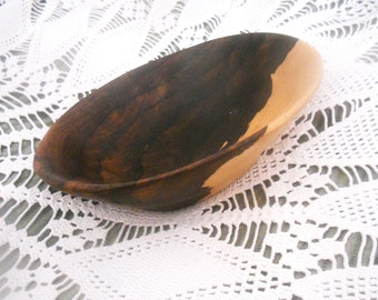 Vintage Hand Made Wooden Bowl. Wood Snack Bowl. Serving Bowl. Home Decor.Gift for Her.