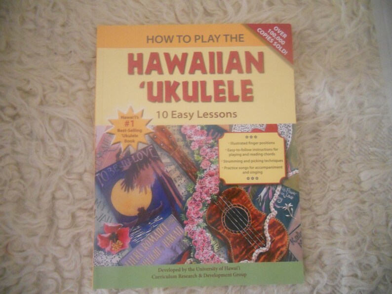 How to Play the Hawaiian Ukulele 10  Easy Lessons. Music image 0