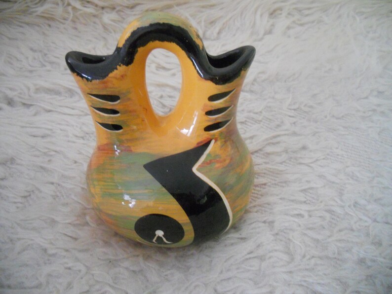 Signed Tribal Southwestern Pottery Maw Paw Native American Wedding Vase Arizona Collectible Pot Wedding gift.