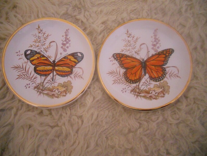 Vintage Manousakis Keramik Gold Plates with Butterfly Set of image 0