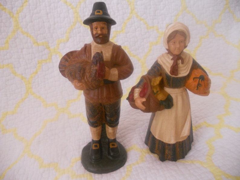 Thanksgiving Pilgrim Couple Set of 2.Man and Woman Resin image 0