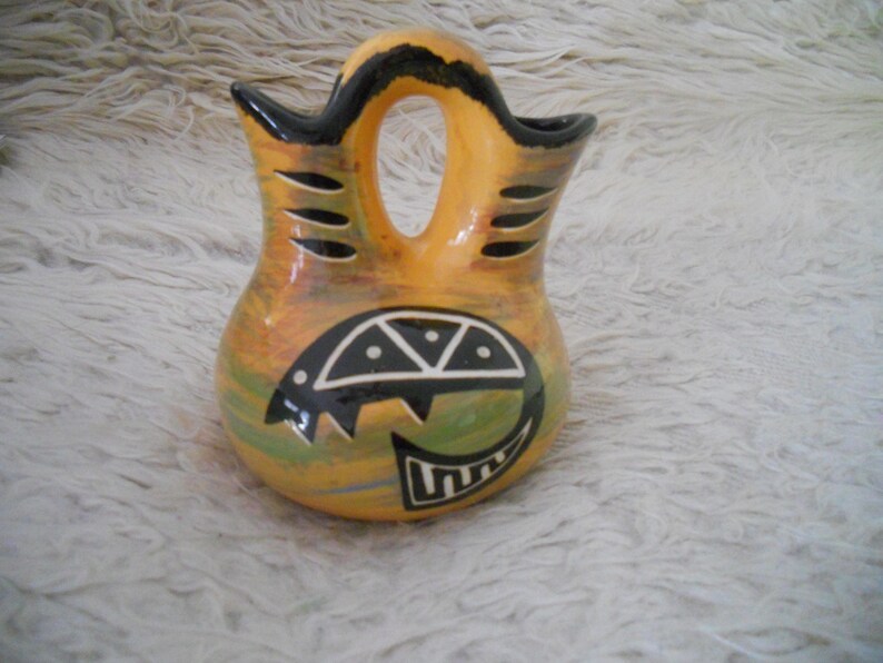 Maw Paw Native American Wedding Vase Arizona. Signed Tribal image 0