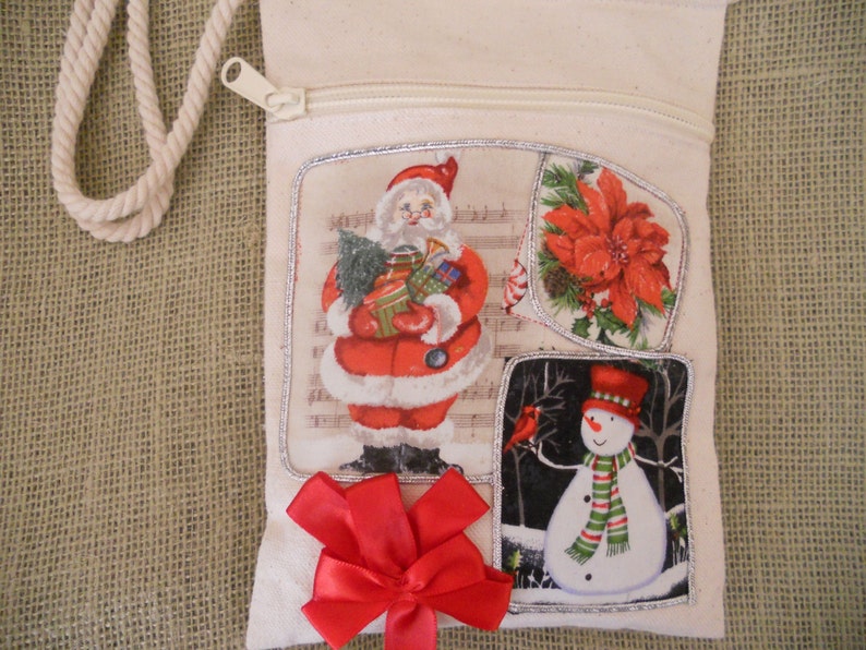 Christmas Santa Purse-on a String. Holiday Shoulder Bag. image 0