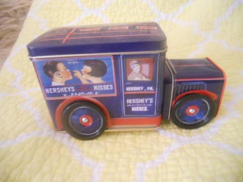Vintage Hershey's Kisses Tin Truck Box 1995.Collectible image 0