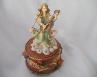 Vintage Angel Music Box. AEP Bellmawr NJ Resin Angel Figurine. Christmas Decor. Christmas Gift. Angels We Have Heard On High.