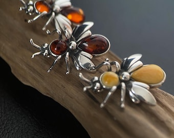 Baltic Amber HONEY BEE Brooch in sterling silver setting - statement piece