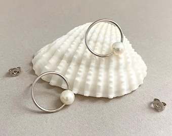 Pendientes de aro con perlas de agua dulce Pendientes de aro de plata de ley Pendientes de aro con perlas de estilo minimalista