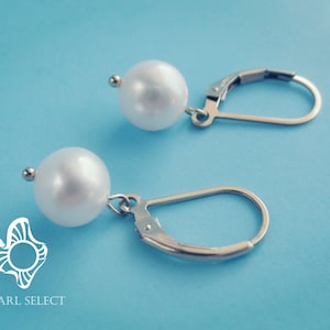 pearl earrings,bridesmaid gift,freshwater pearl earrings,sterling silver pearl earrings,LEVER BACK pearl earrings,dangle pearl earrings
