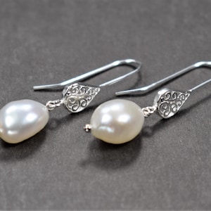 Christmas gift,dangle pearl earrings,baroque white pearl earrings,freshwater pearl earrings,925 sterling silver earrings,drop pearl earrings