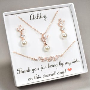 Custom Bridesmaid gifts, Bridesmaid earrings, Pearl earrings, Personalized Bridesmaid wedding gift, Bridesmaid jewelry set bridal party gift