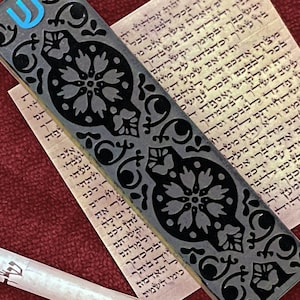 Mezuzah Self Stick Easy Mount Entryway Modern Mezuza Case Jewish Doorpost Protection Prayer Parchment Scroll Contemporary Home Housewarming