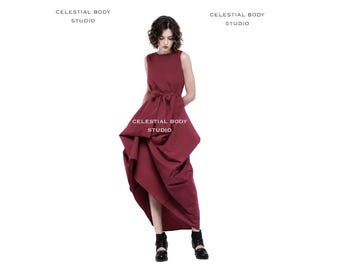 Extravagant dress, maroon, red, black, burgundy, purple dress