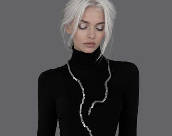 Extravagant necklace