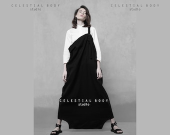 Drop crotch pants made of linen - Avant garde pants - Japanese avant garde fashion - Avant garde clothing for women