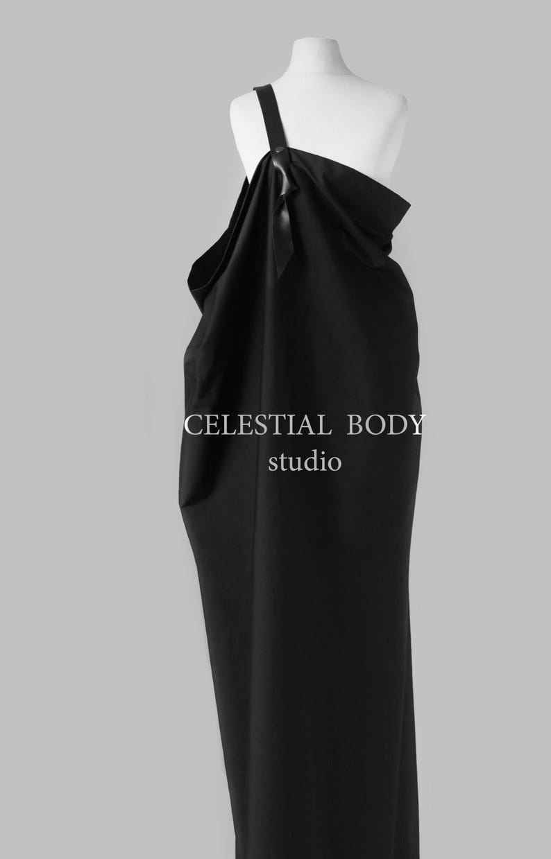 Avant Garde Black Overall Skirt: Deconstructed Pinafore with Leather Strap. Japanese Avant Garde clothing image 6