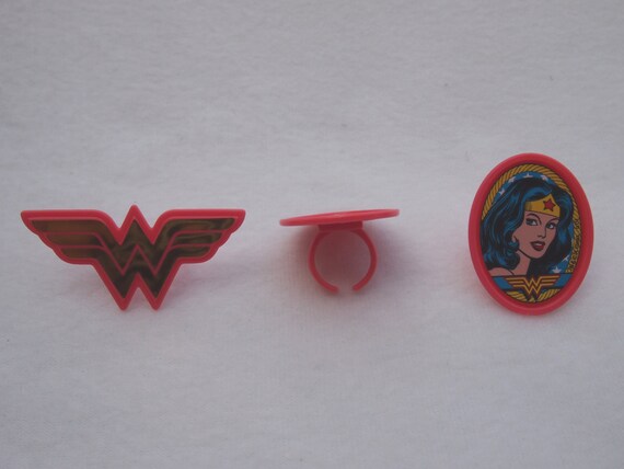 24 SUPERMAN DCl Super Hero Cupcake Ring Favor Supplies Rings Birthday C