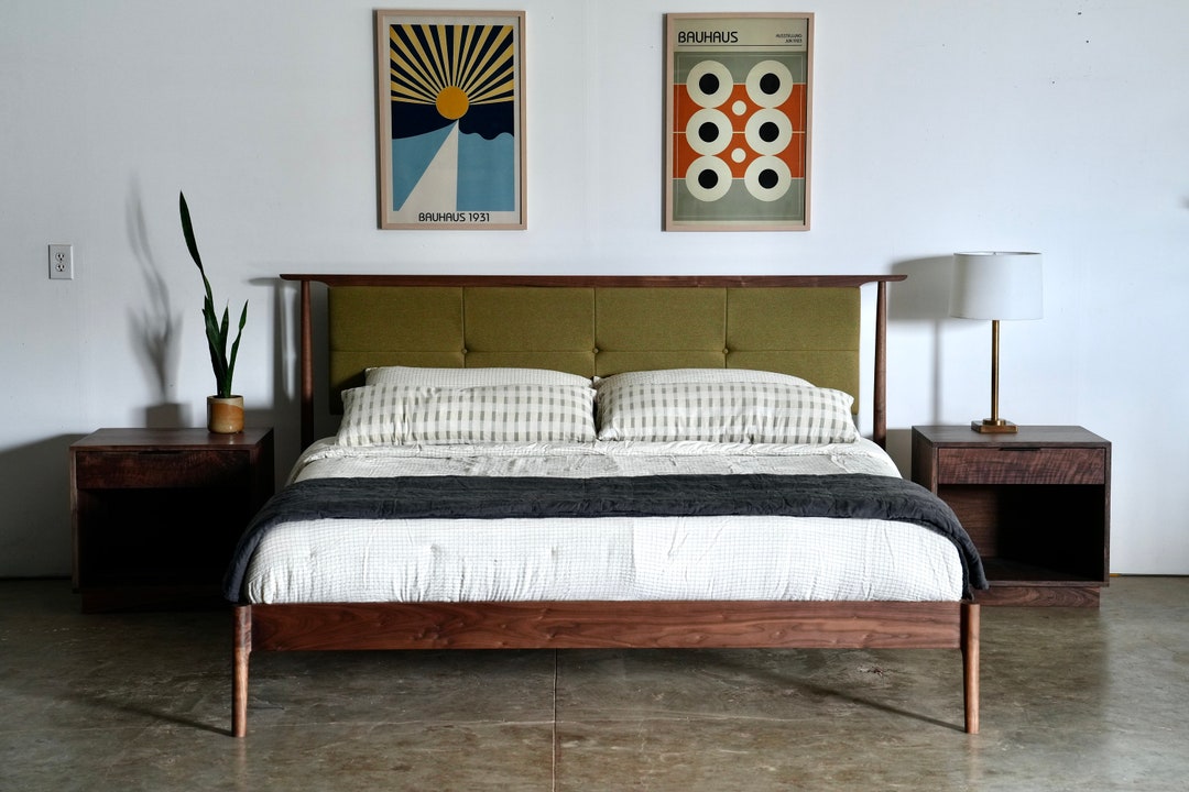 Mid Century Modern Upholstered Headboard Platform Bed / Storage Bed ...