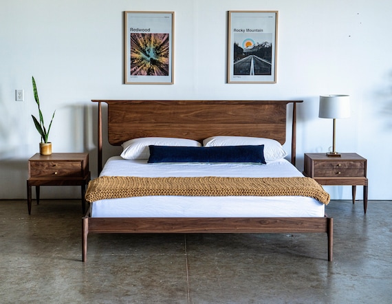 Mid century wood queen bed frame discount