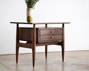 Mid Century Modern Night Stand In Walnut / Walnut Dovetailed Side Table / Side Table No.2