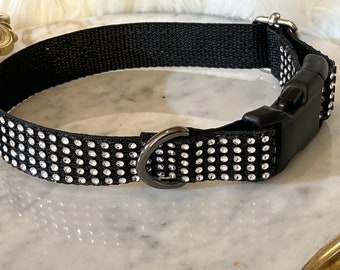 Silver faux Rhinestone Dog Collar, Metal Buckle. For a small to medium size dog. One inch wide.