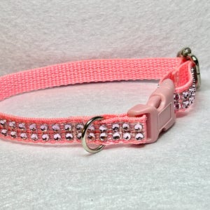 Sparkly Pink Bling  dog Collar, Quick Release Buckle for Puppy and small breed dogs. Plastic buckle. Gift! Adjustable. Machine washable.