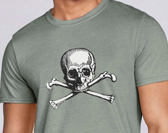 Pirate Skull T-Shirt - Classic Unisex Crewneck T-shirt